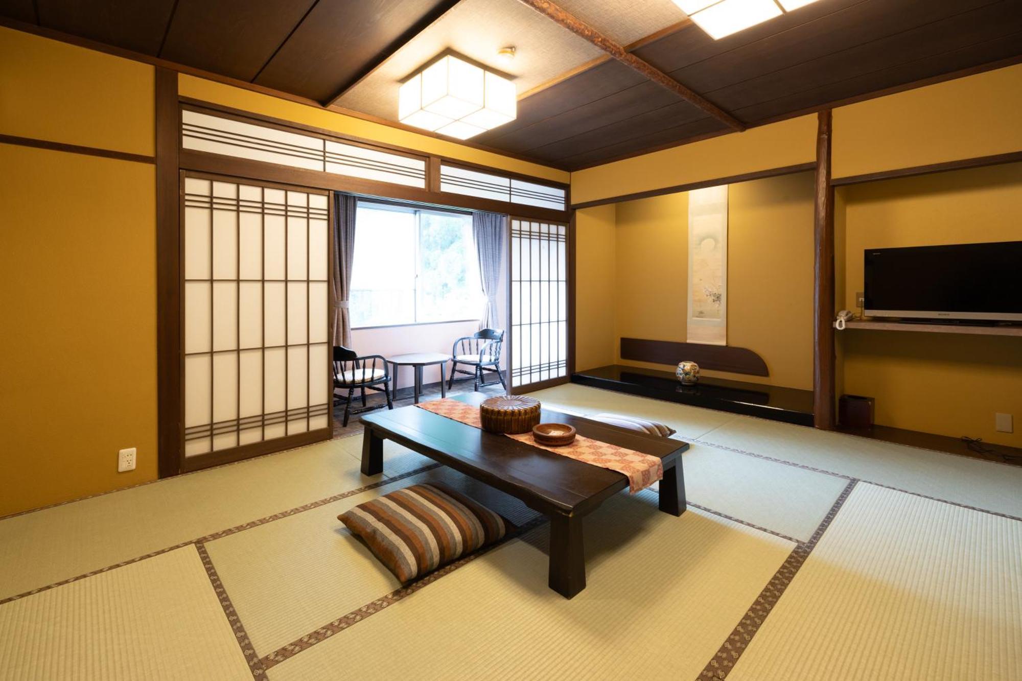 Ichirino Kogen Hotel Roan Hakusan Экстерьер фото